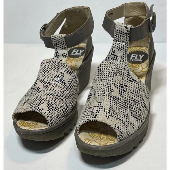 FLY LONDON Leather Wedge Sandals Ivory Beige Strap Snake Skin Women 9.5 / 40 - Picture 2 of 12